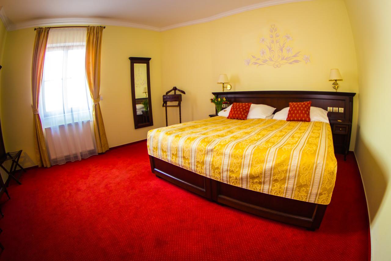 Hotel U Krale Jičín Exteriör bild